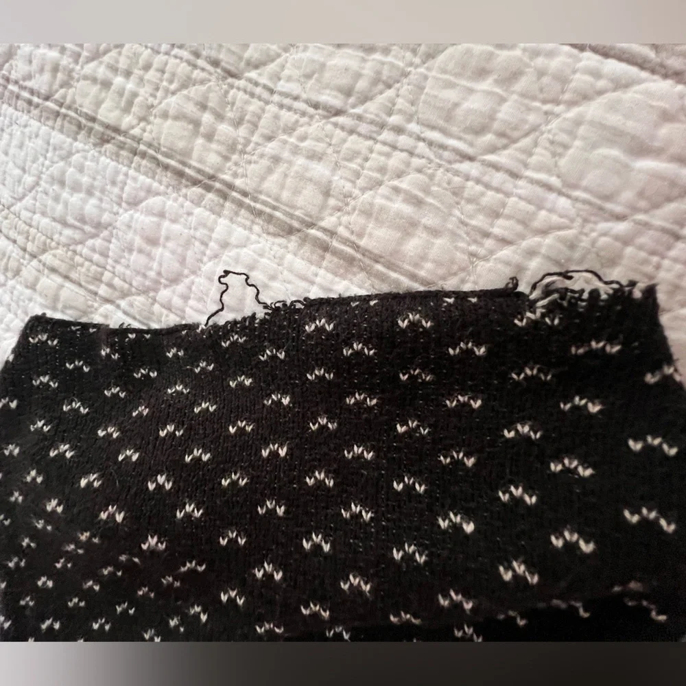 Urban Outfitters BDG black cowl neck cropped sweater size M